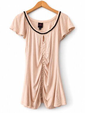2B Bebe Cream Y2K Ruched Keyhole Beaded Trim Fitted Stretch Top M